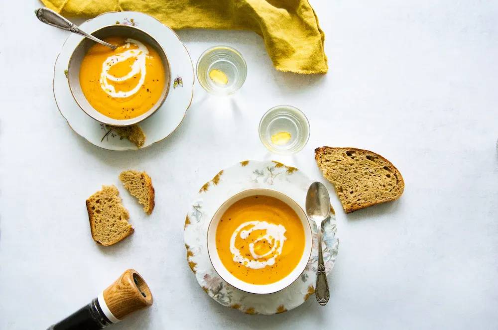 Alimentation IG bas : velouté de carotte et poireau au gingembre - La Rosée